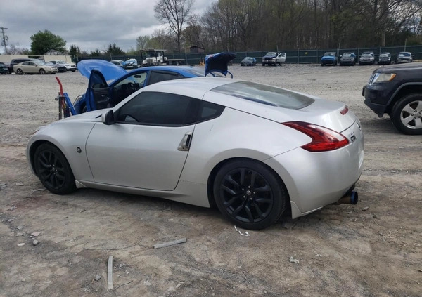 Nissan 370 Z cena 48000 przebieg: 88621, rok produkcji 2018 z Toszek małe 67